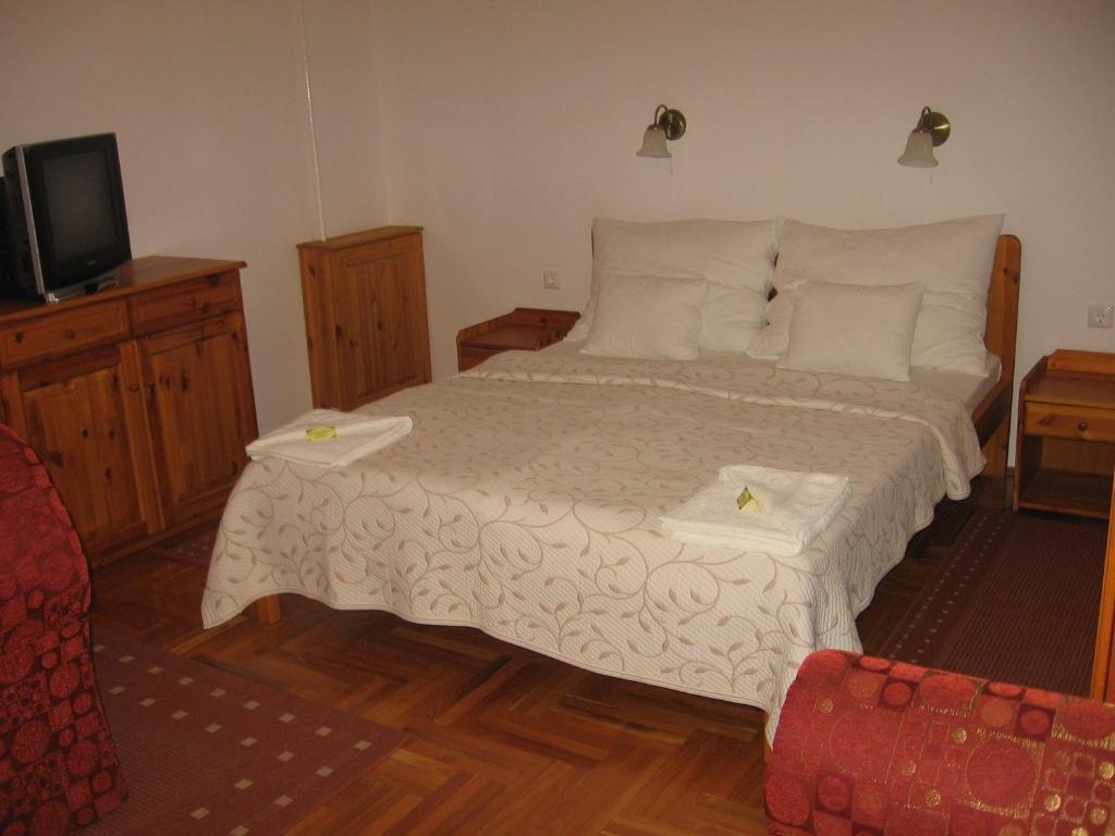 Mater Salvatoris House Hotel Gödöllő Kamer foto