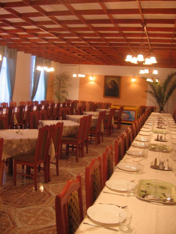 Mater Salvatoris House Hotel Gödöllő Buitenkant foto